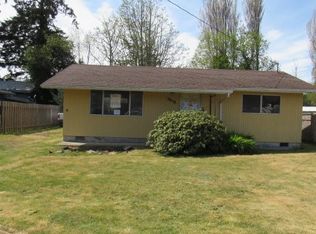 2658 Pine St, North Bend, OR