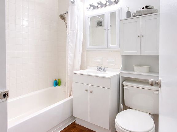 4th image of 135 Montgomery St APT 16B
