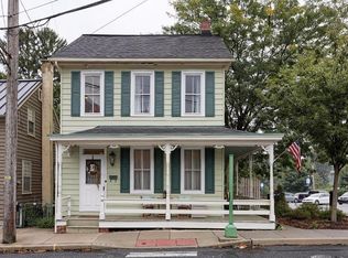 29 S Cedar St, Lititz, PA 17543