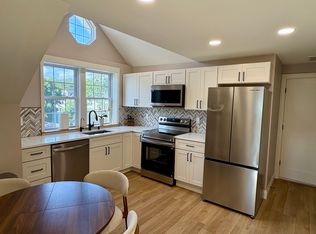 43 Harrison Ave #2B, Wallingford, CT 06492