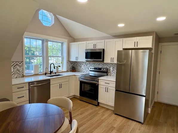 43 Harrison Ave #2, Wallingford, CT 06492