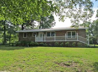 429 River Rd, Hardy, AR 72542