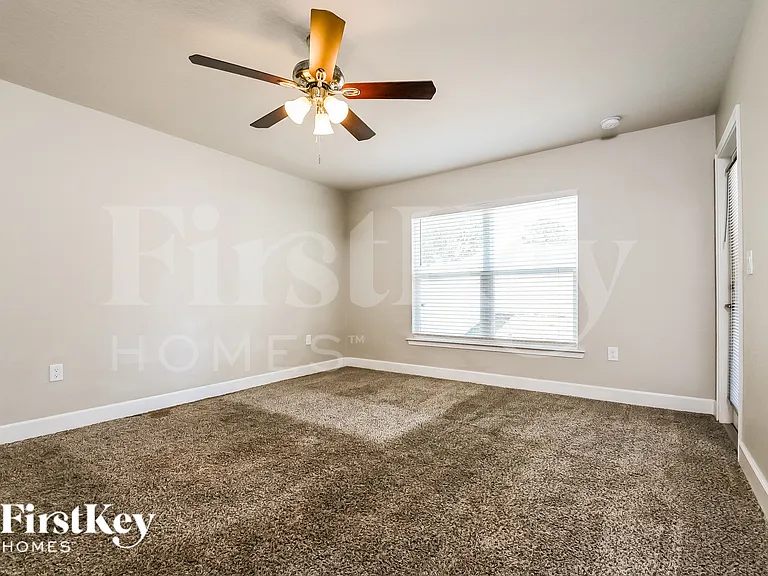 243 Brookshire Dr — Photo 10