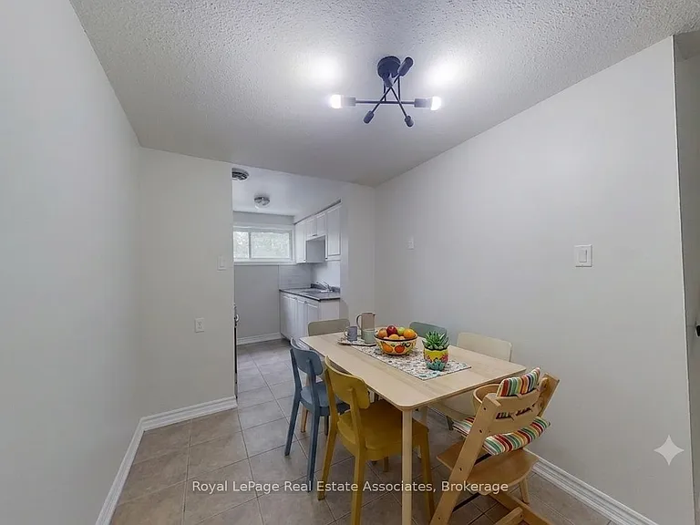 35 Breckenridge Dr #30 — Photo 25