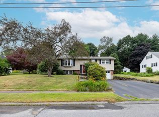 6 Bexley Dr, Hudson, MA 01749