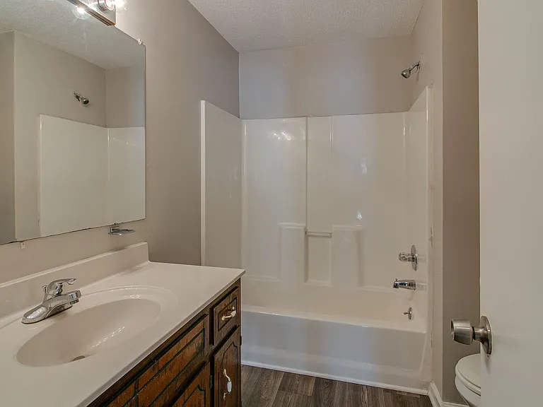 1244 Parkway Pl — Photo 42