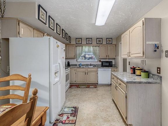 5th image of 723 Masengill Ave