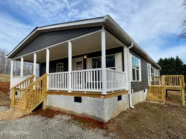 132 Swicegood Ln, Harriman, TN 37748