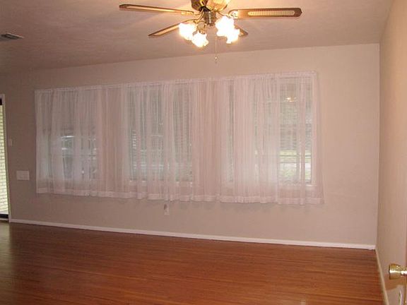 4th image of 3736 Matson Dr