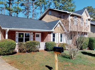 4883 Autumn Cir, Stone Mountain, GA 30088