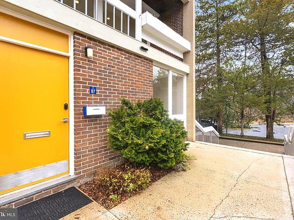 3rd image of 11587 Maple Ridge Rd