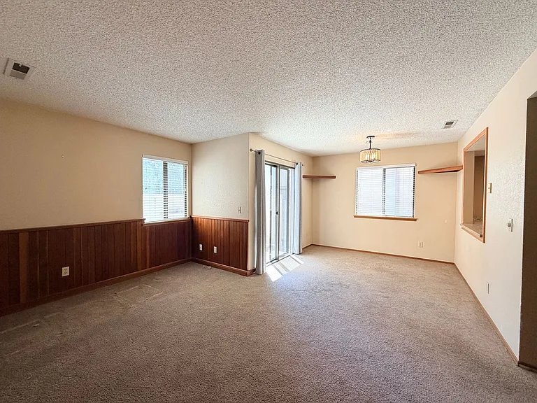 468 Park Place Dr — Photo 10