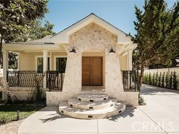 7142 Marshfield Way, Los Angeles, CA 90046