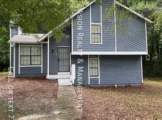 1058 Mainstreet Valley Dr, Stone Mountain, GA 30088