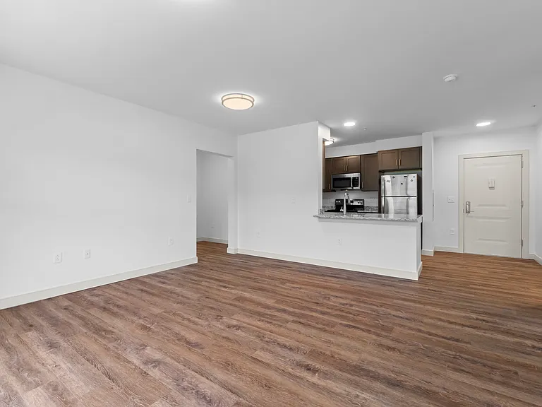 The Residences at the Kestrel — Photo 32