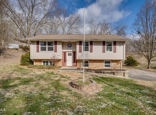 4205 Rock Rose Cir, Kingsport, TN 37664