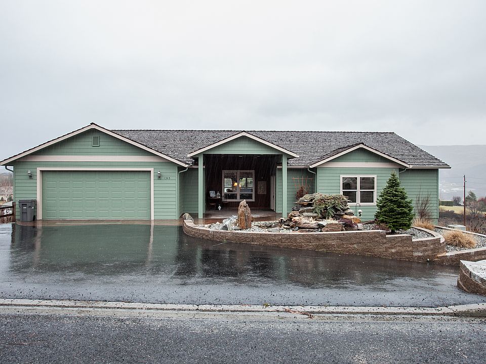 1345 Mountain Vista Drive