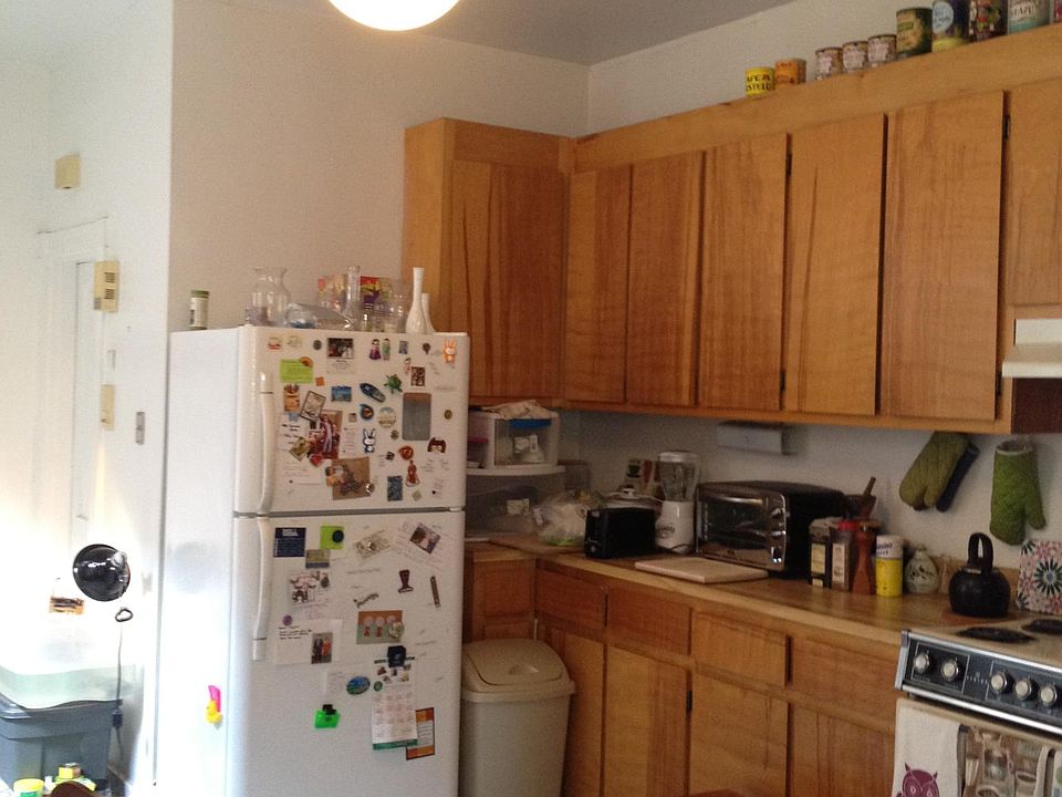 2nd image of 1319 Floyd Ave #2