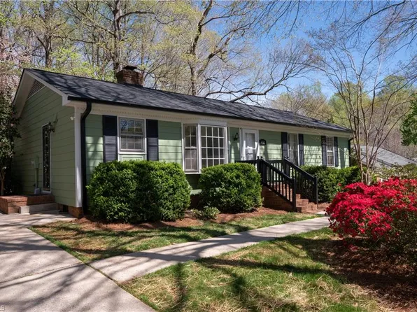 4102 Pheasant Run Dr, Greensboro, NC 27455