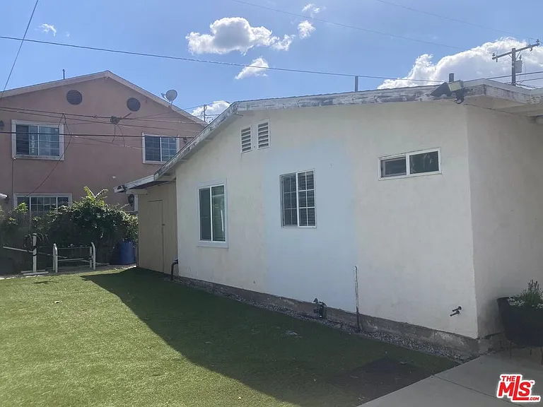 15134 Poplar Ave — Photo 13