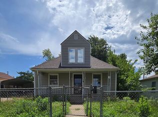 106 NE Chandler St, Topeka, KS 66616