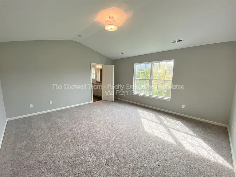 7852 Beeler Farms Ln — Photo 17