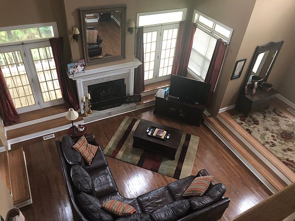 5th image of 2557 Silverstone Ln