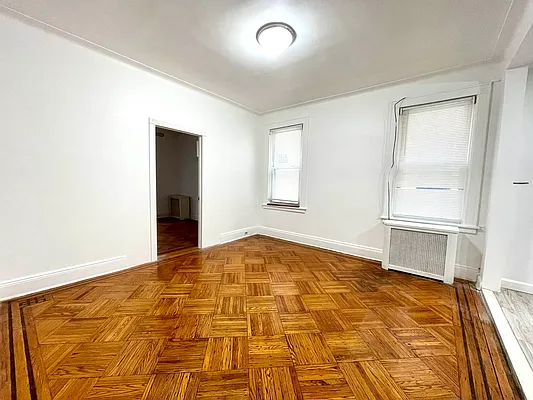 Rented by Evergreen Realty & Investments | media 23