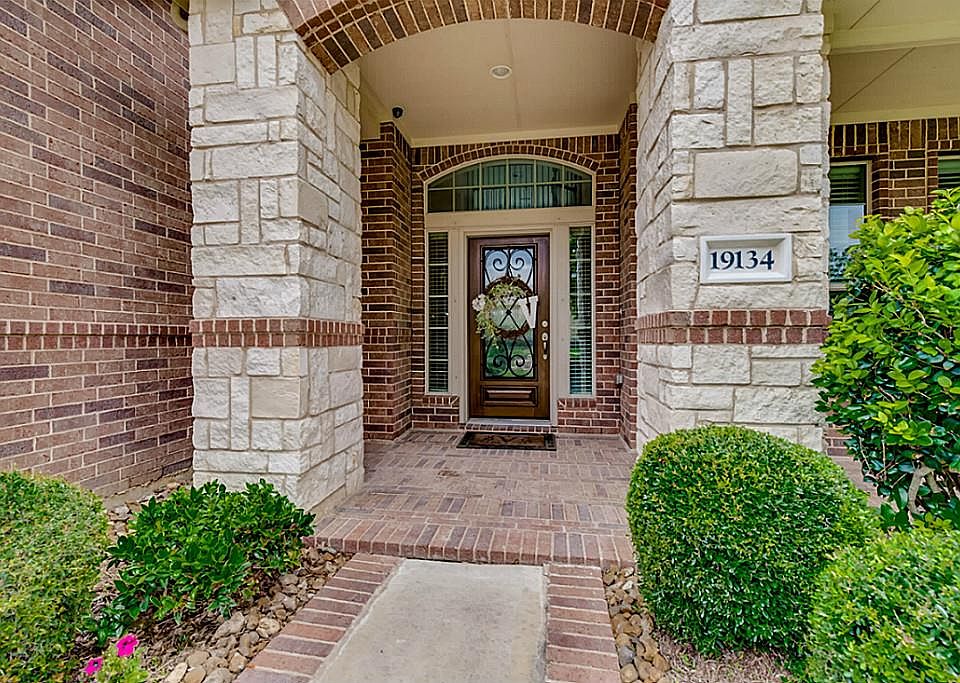 1st image of 19134 Cove Forest Ln