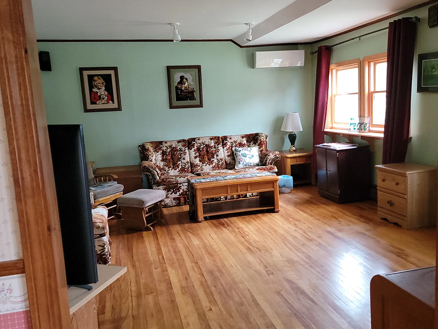 3 bed, 1450 sqft, $2,500 — Photo 3