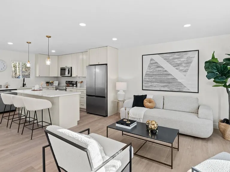 922 Park View St — Photo 13