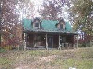 200 Petty Rd, Lexington, TN 38351