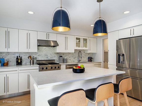 5th image of 2053 N Halsted St #C