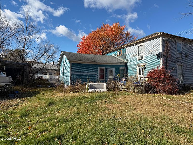 3rd image of 288 Alexandra Avenue