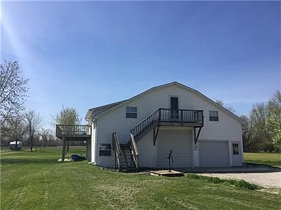 Front View of Barn