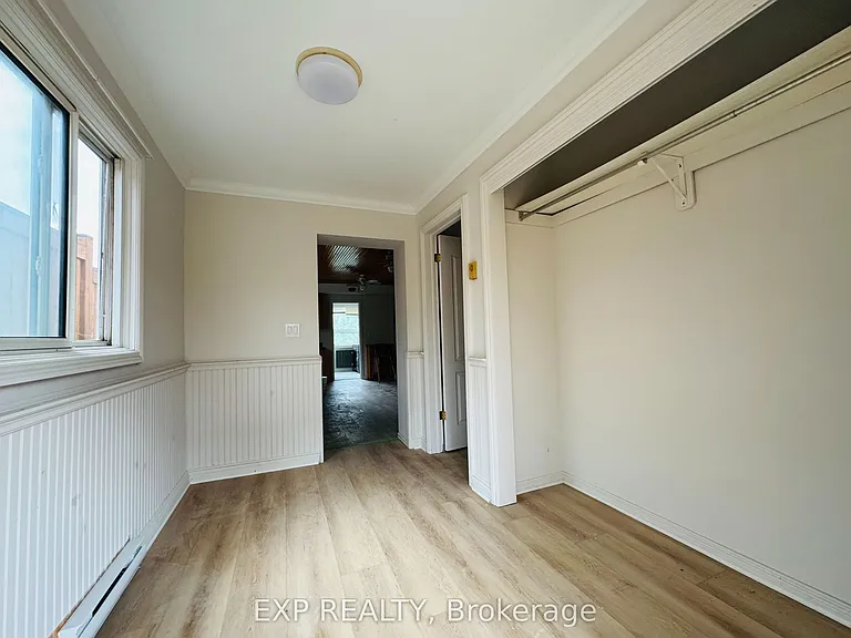 112 Baseline Rd E #A — Photo 12