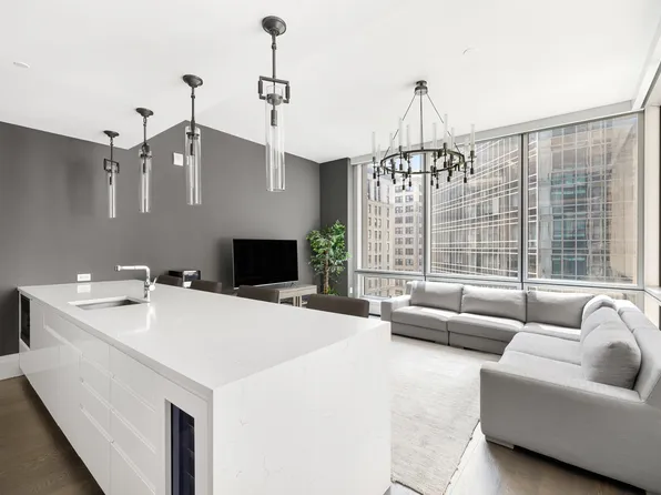 172 Madison Avenue image 1 of 8
