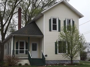 88 Maple St, Sparta, MI 49345