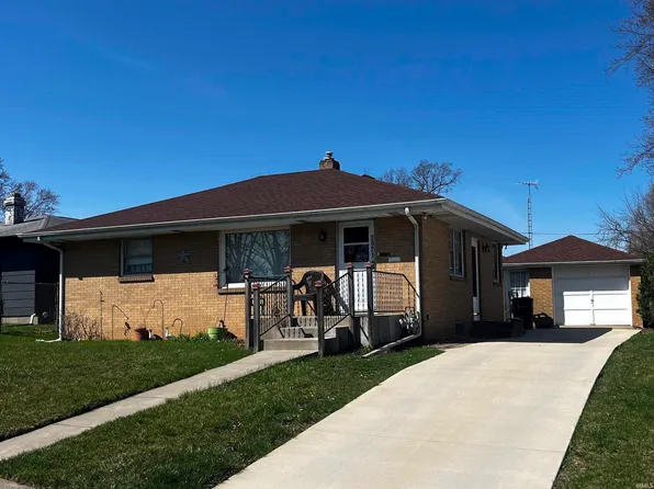 2921 Erskine Blvd, South Bend, IN 46614