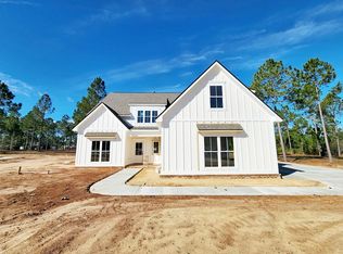 120 Brittany Lakes Dr, Leesburg, GA 31763