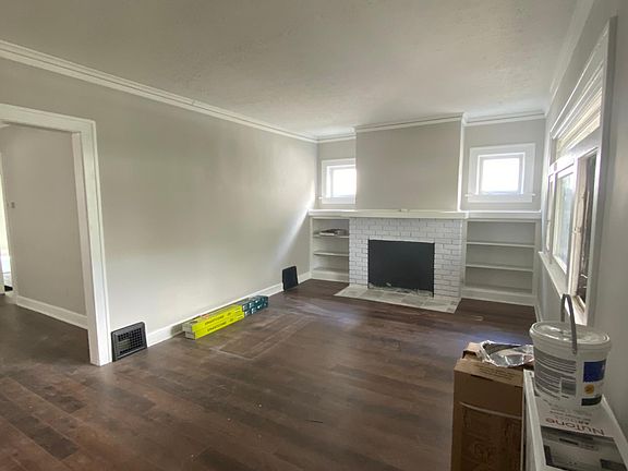 3rd image of 1500 Victoria Ave #1