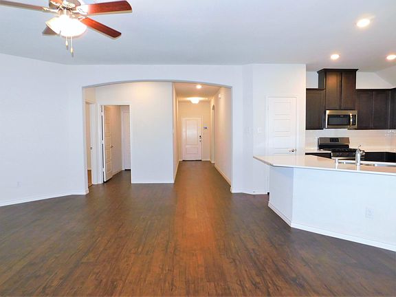 5th image of 3513 Sabine Dr