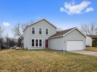 921 Brendon Dr, Schaumburg, IL 60194