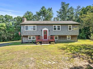 58 Spring St, Plympton, MA 02367