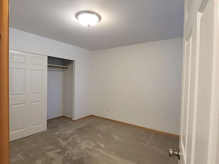 303 Parkside Loop — Photo 11