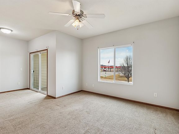 5th image of 1825 SW White Birch Cir Unit 16