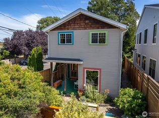 8544 9th Ave NW, Seattle, WA 98117