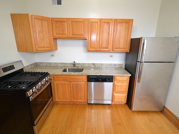 2nd image of 4844 N Bell Ave #3