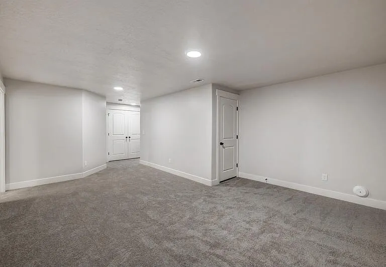 3904 W Hardman Way #NEXT TO LAUNDRY — Photo 24