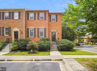 10112 Langhorne Ct, Bethesda, MD 20817